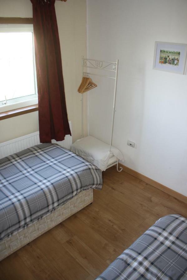 Inver Bay Apartment Tain Esterno foto